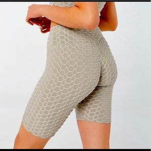 NWOT Honeycomb Textured Biker/Athletic Ruched Shorts